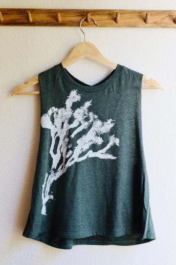 JOSHUA TREE Racerback Crop Tank