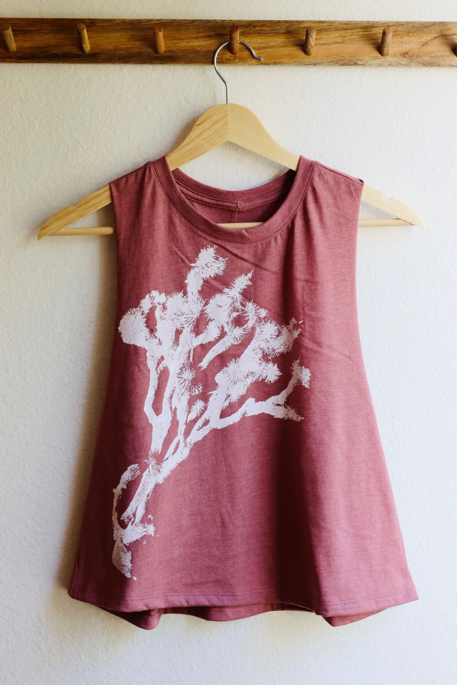 JOSHUA TREE Racerback Crop Tank