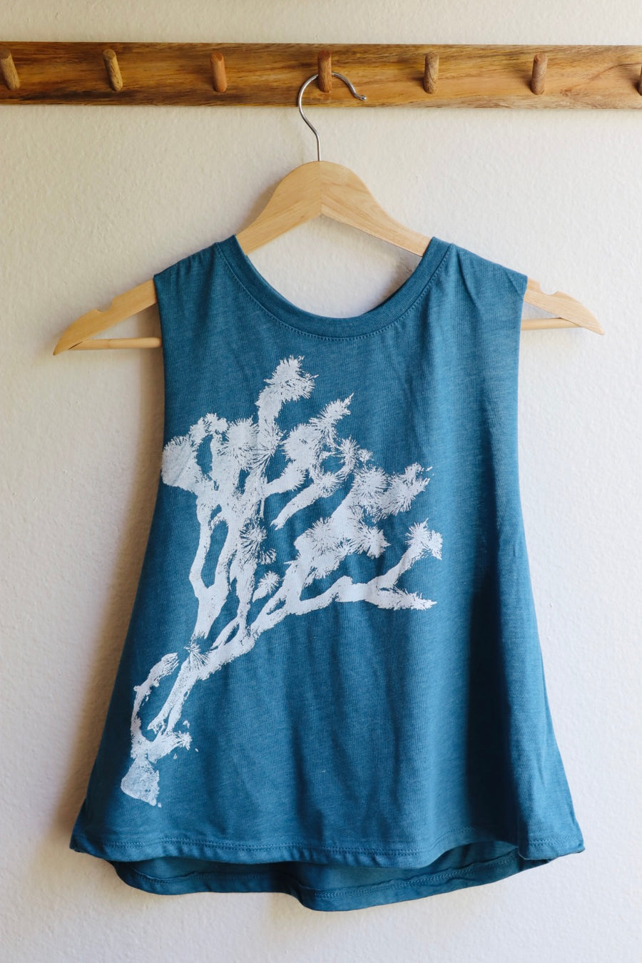 JOSHUA TREE Racerback Crop Tank
