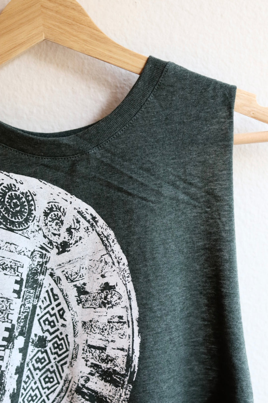 SPAIN Racerback Crop Tank