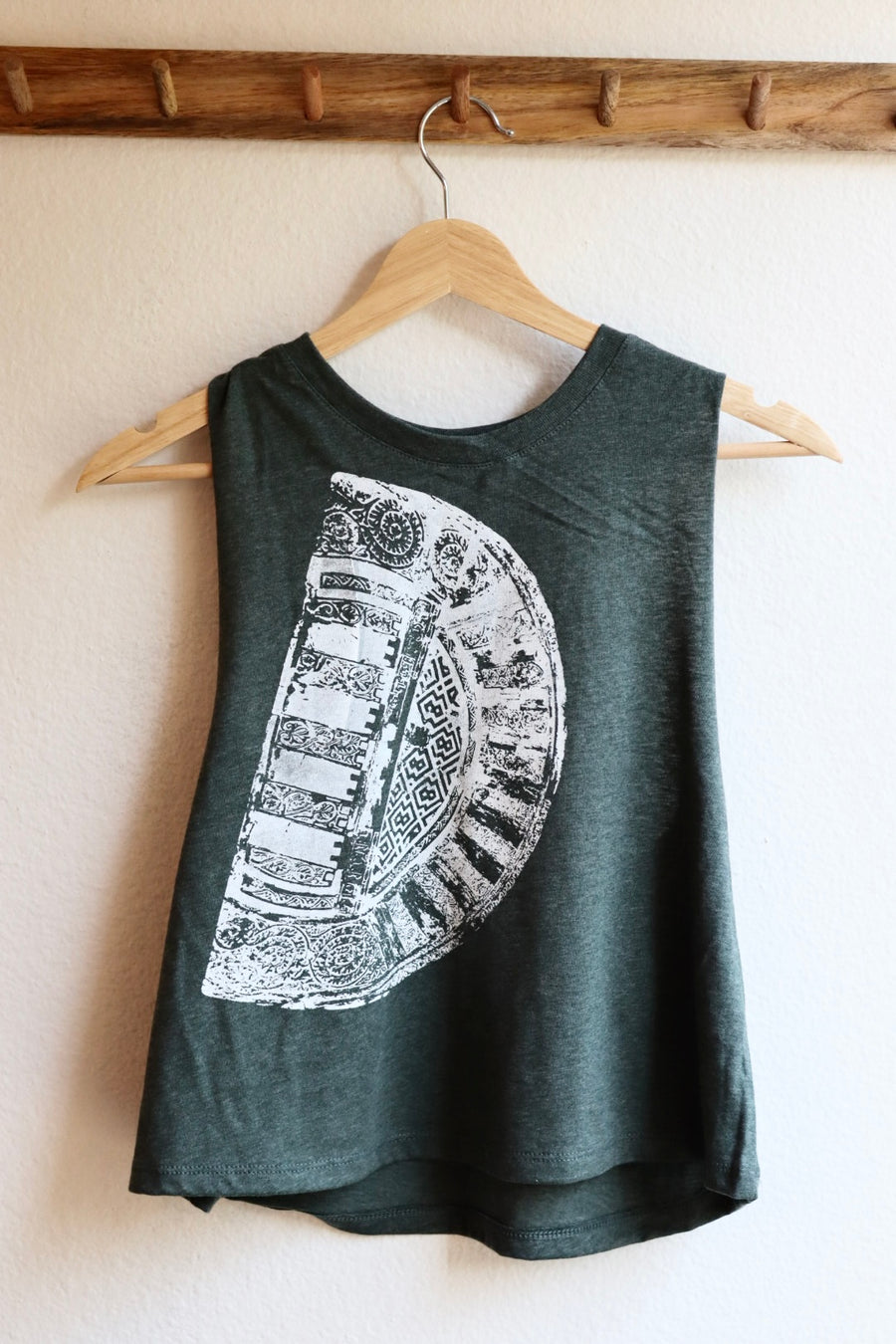 SPAIN Racerback Crop Tank