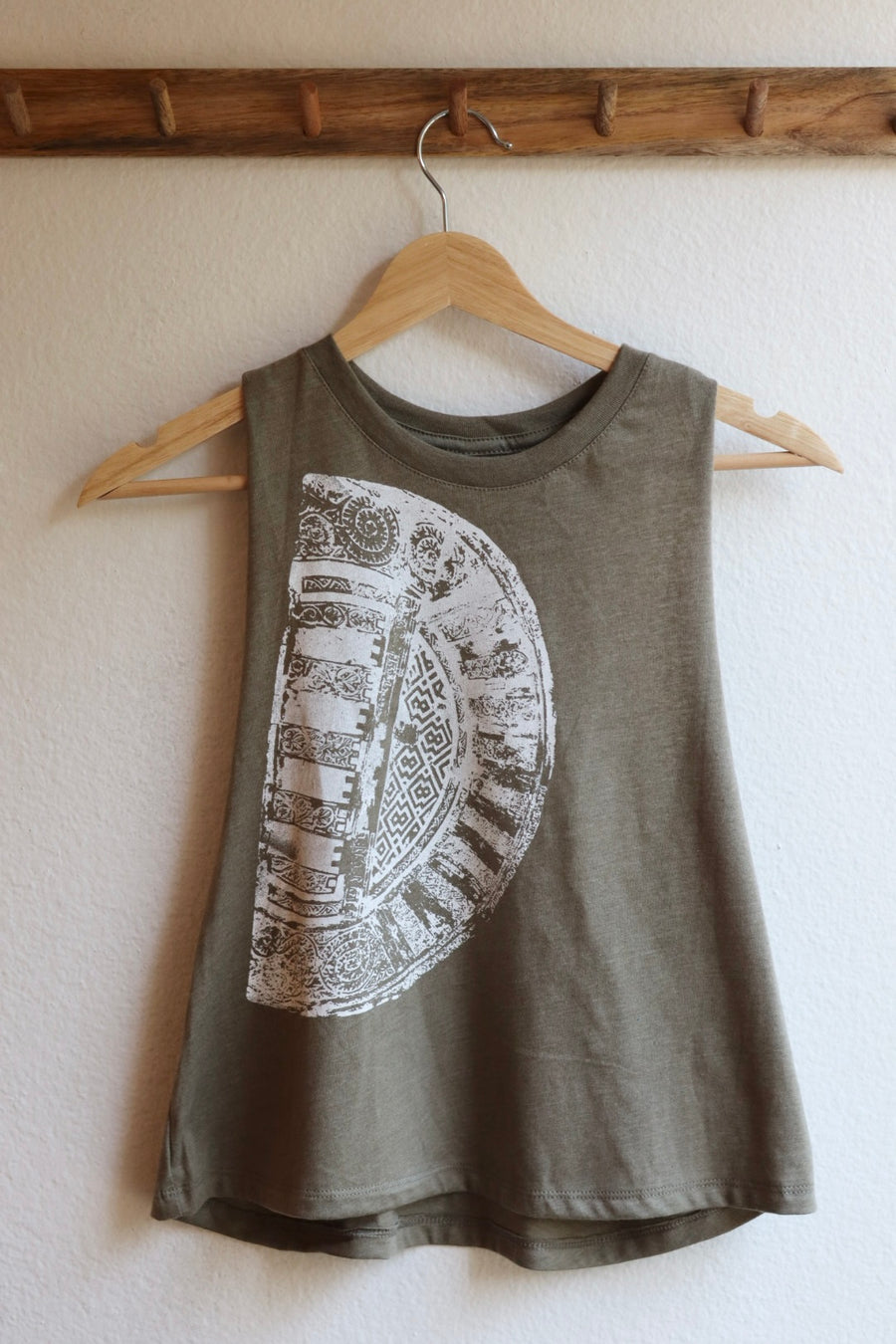 SPAIN Racerback Crop Tank