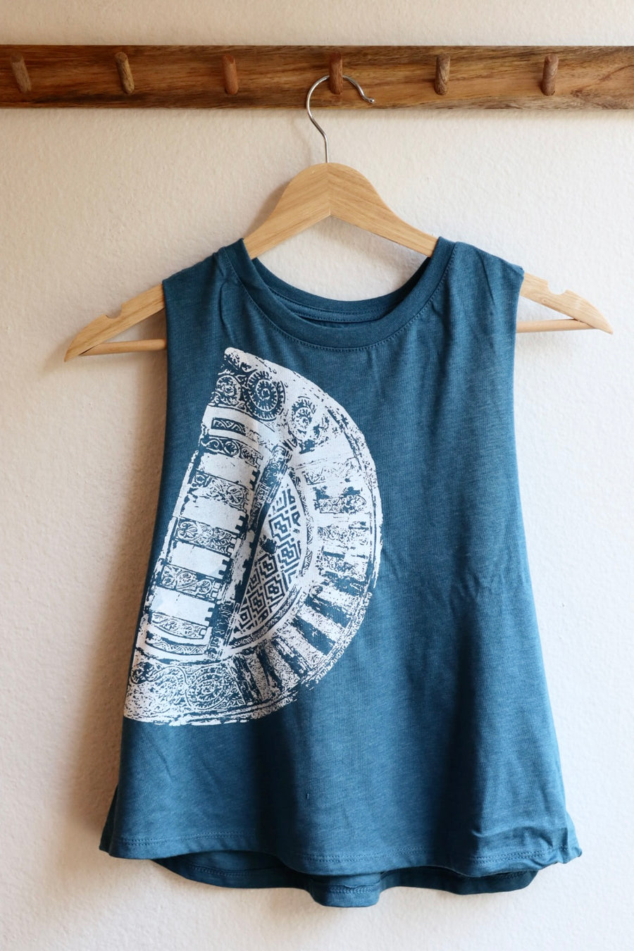 SPAIN Racerback Crop Tank